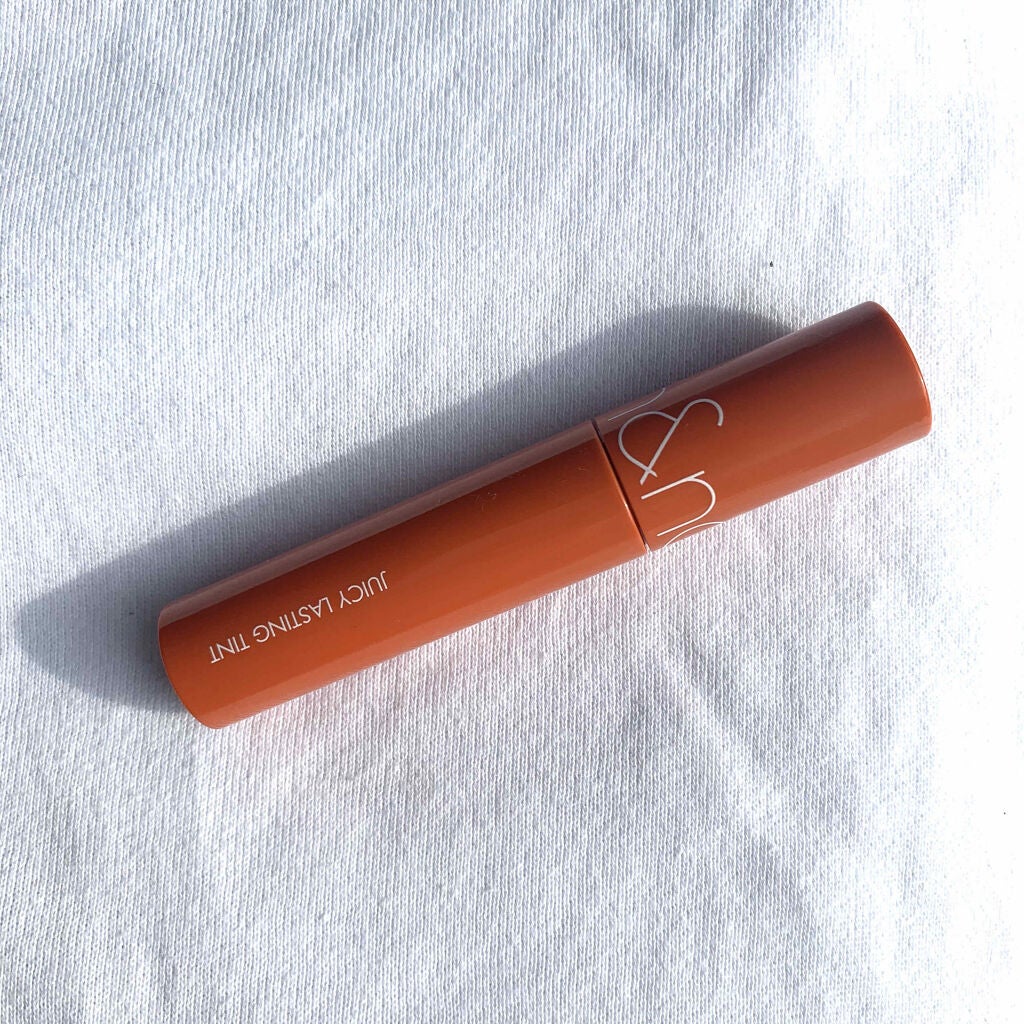 ジューシーラスティングティント/rom&nd/リップティントを使ったクチコミ(1枚目)