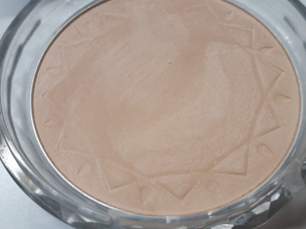 UVクリアフェイスパウダー/CEZANNE/プレストパウダーを使ったクチコミ(2枚目)