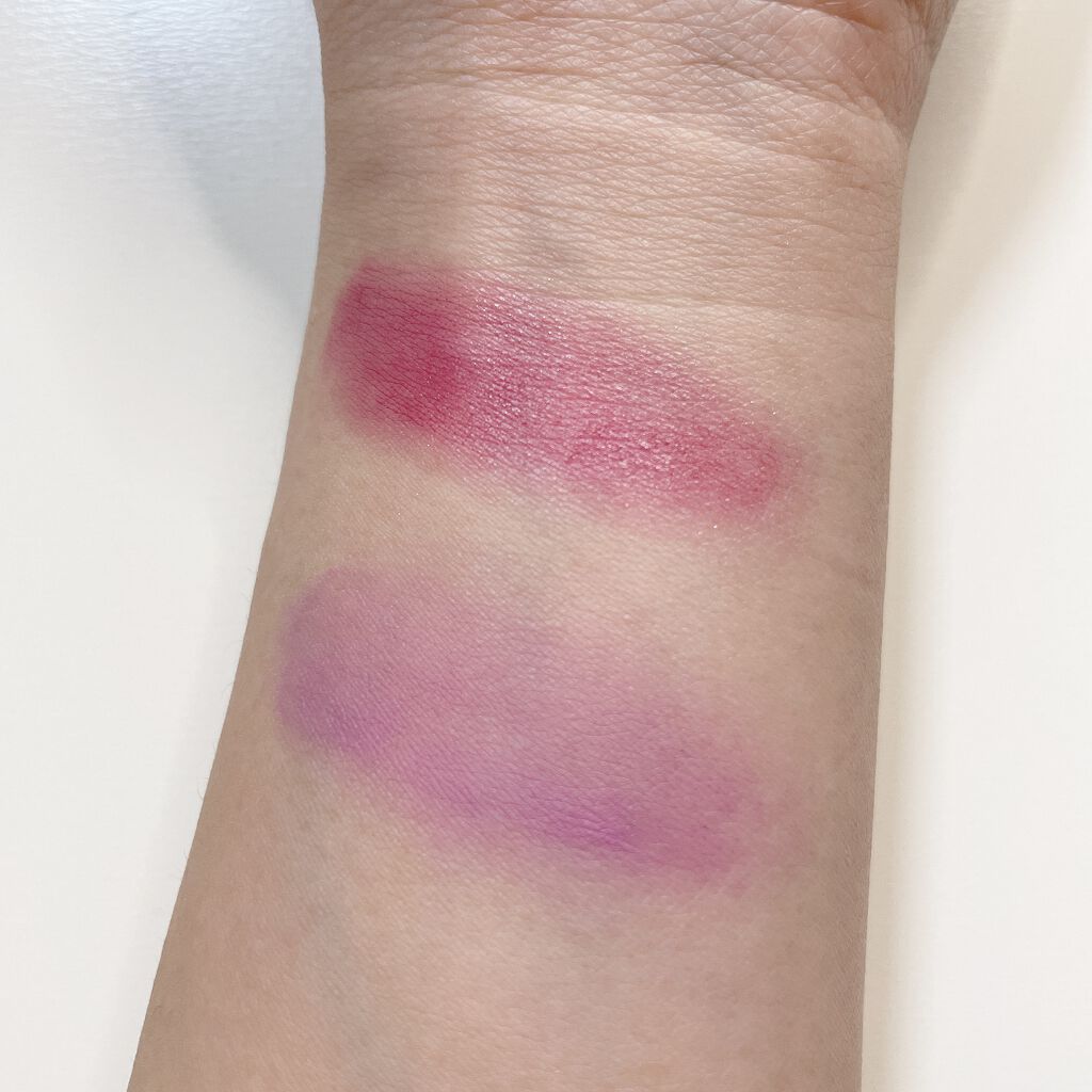 マットラディアンス ベイクドパウダー ハイライト01/ローラ メルシエ/パウダーハイライトを使ったクチコミ(2枚目)