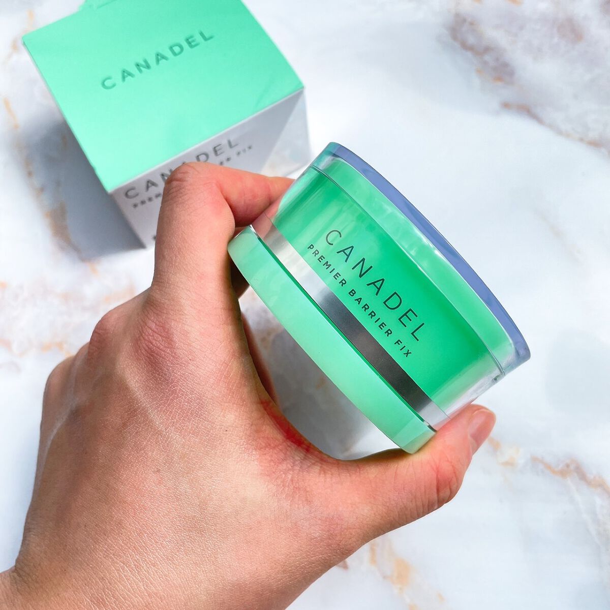 プレミアバリアフィックス /CANADEL/オールインワン化粧品を使ったクチコミ(7枚目)