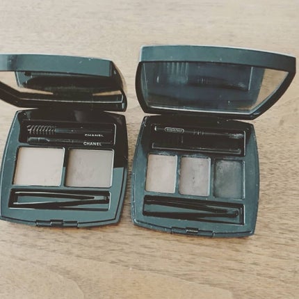 CHANEL ラ パレット スルスィル ドゥ シャネルのクチコミ「少し前に母が買った#アイブロウパウダー 。
でもやっぱり繰り出し式の#アイブロウペンシル のほ.....」(3枚目)