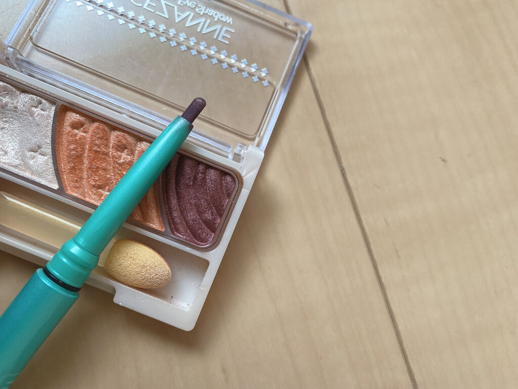 トーンアップアイシャドウ/CEZANNE/アイシャドウパレットを使ったクチコミ（2枚目）