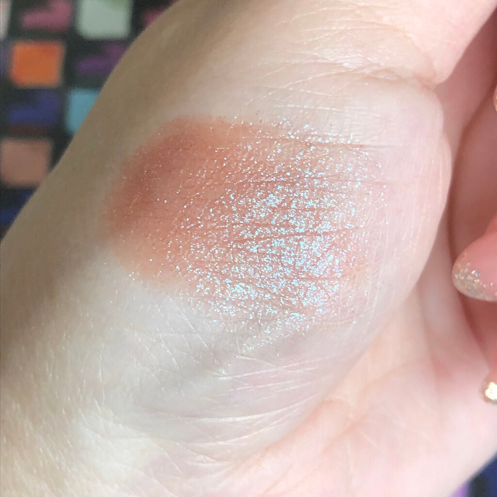 ラズル アイカラー/エレガンス ラズル /単色アイシャドウを使ったクチコミ(3枚目)