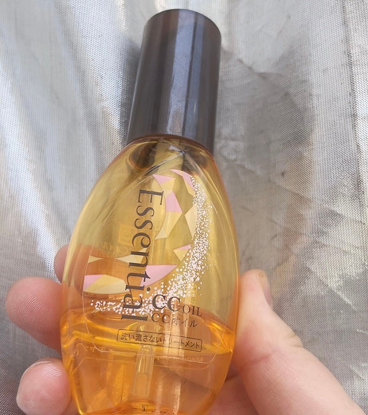CCオイル/エッセンシャル/ヘアオイルを使ったクチコミ(2枚目)