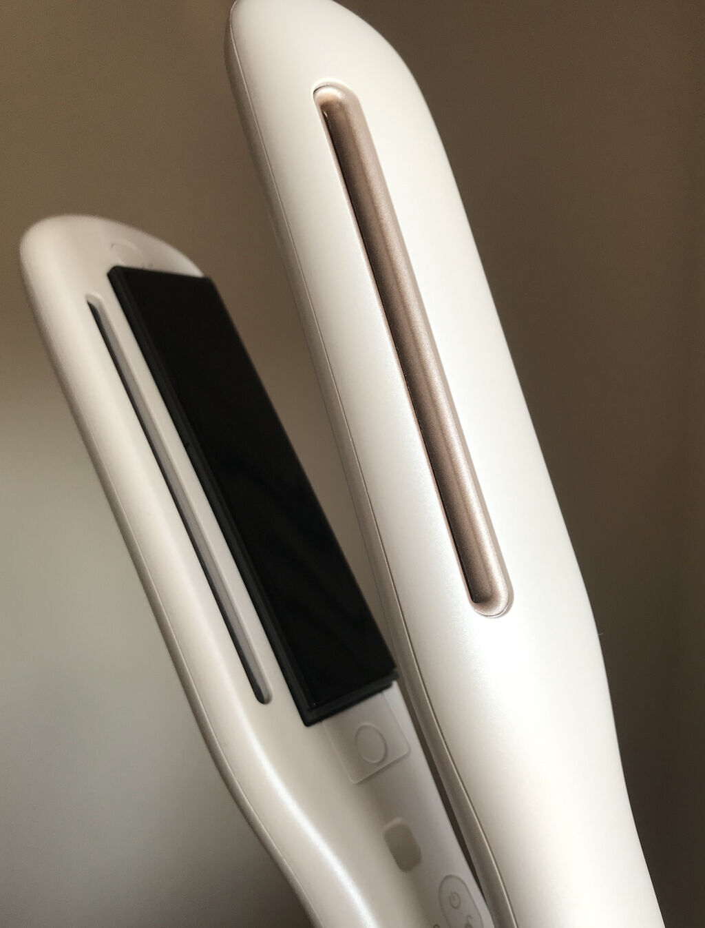 プリヴィレージュ シルクミラーストレート MHS-2410/mod's hair/ストレートアイロンを使ったクチコミ（3枚目）