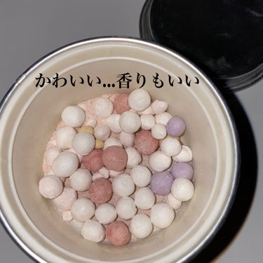 メテオリット ビーユ 01 Blanc de Perle/GUERLAIN/フェイスパウダーを使ったクチコミ（2枚目）