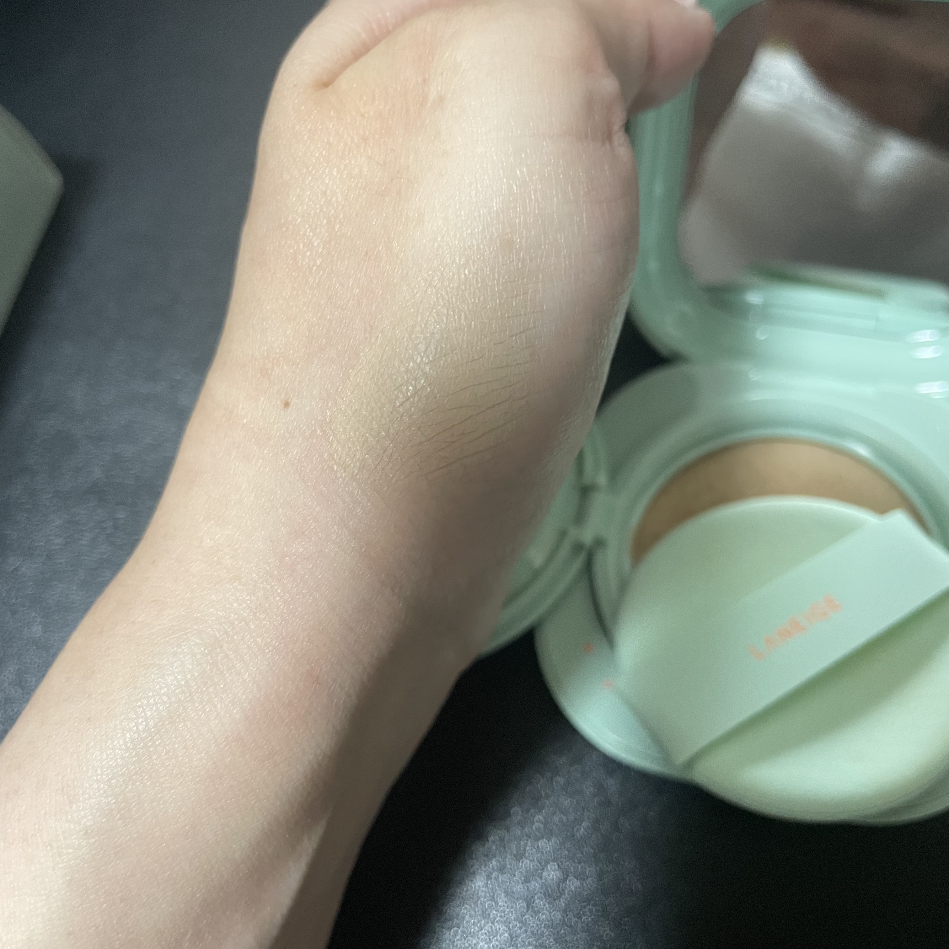 ネオクッション マット N/LANEIGE/クッションファンデーションを使ったクチコミ（2枚目）