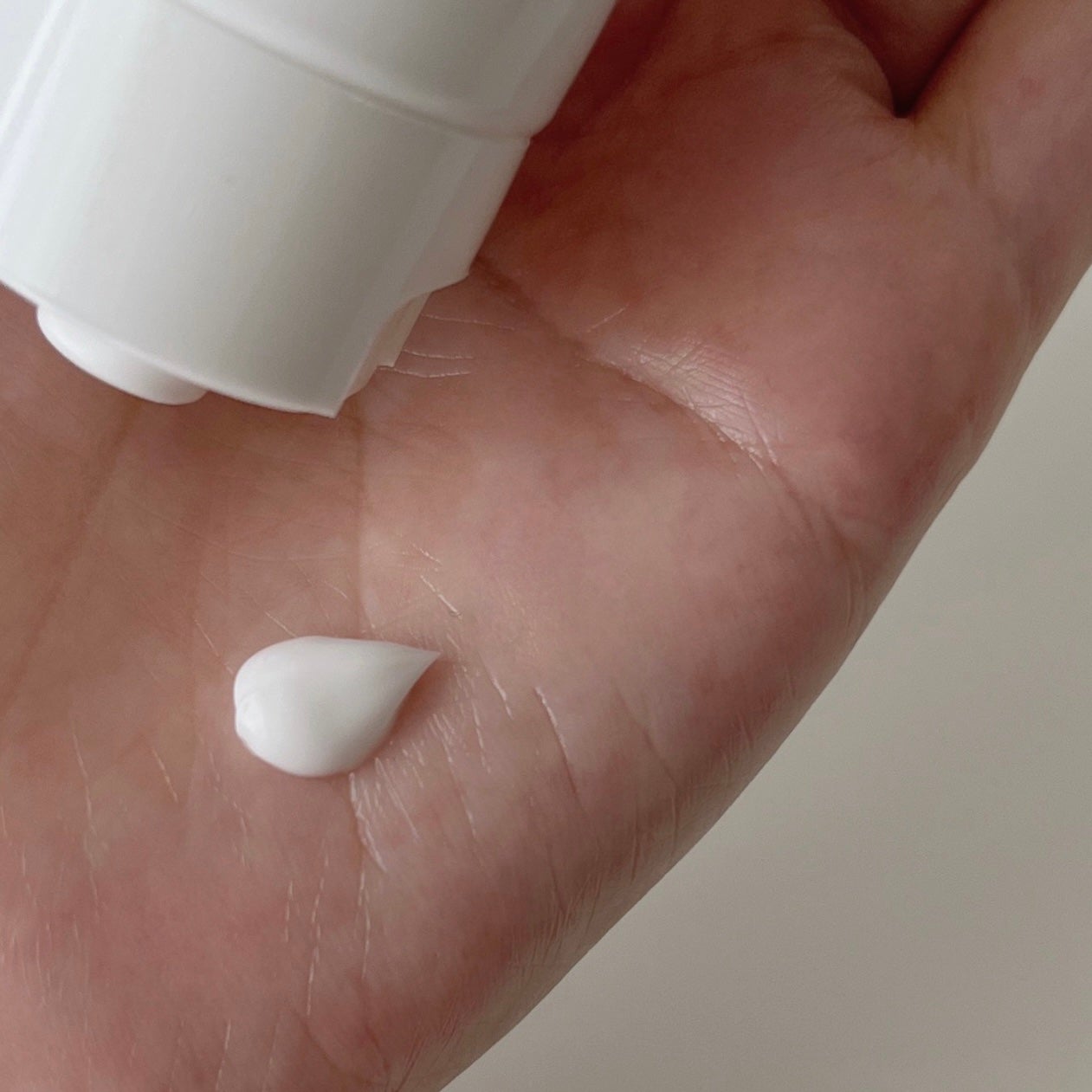 レッドスージングAIクリーム/PHYSIOGEL/フェイスオイルを使ったクチコミ(2枚目)