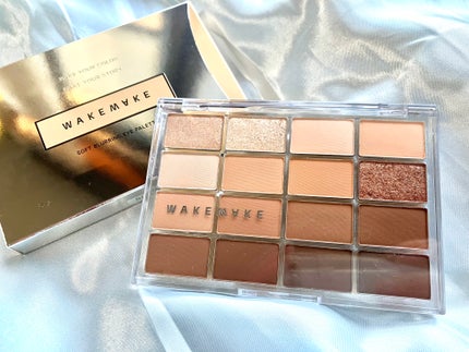ソフトブラーリングアイパレット/wakemake/アイシャドウパレットを使ったクチコミ(5枚目)