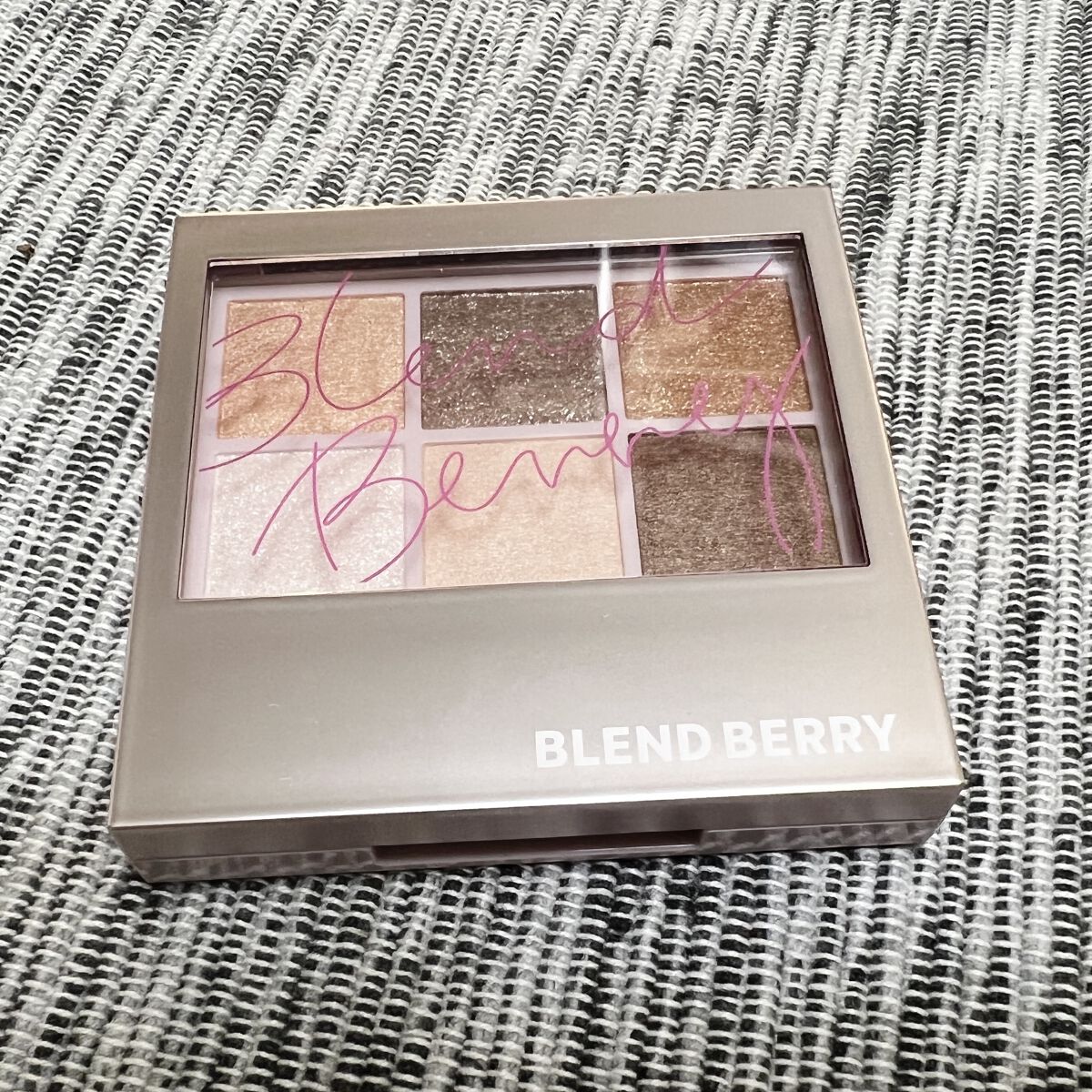 オーラクリエイション/BLEND BERRY/アイシャドウパレットを使ったクチコミ（2枚目）