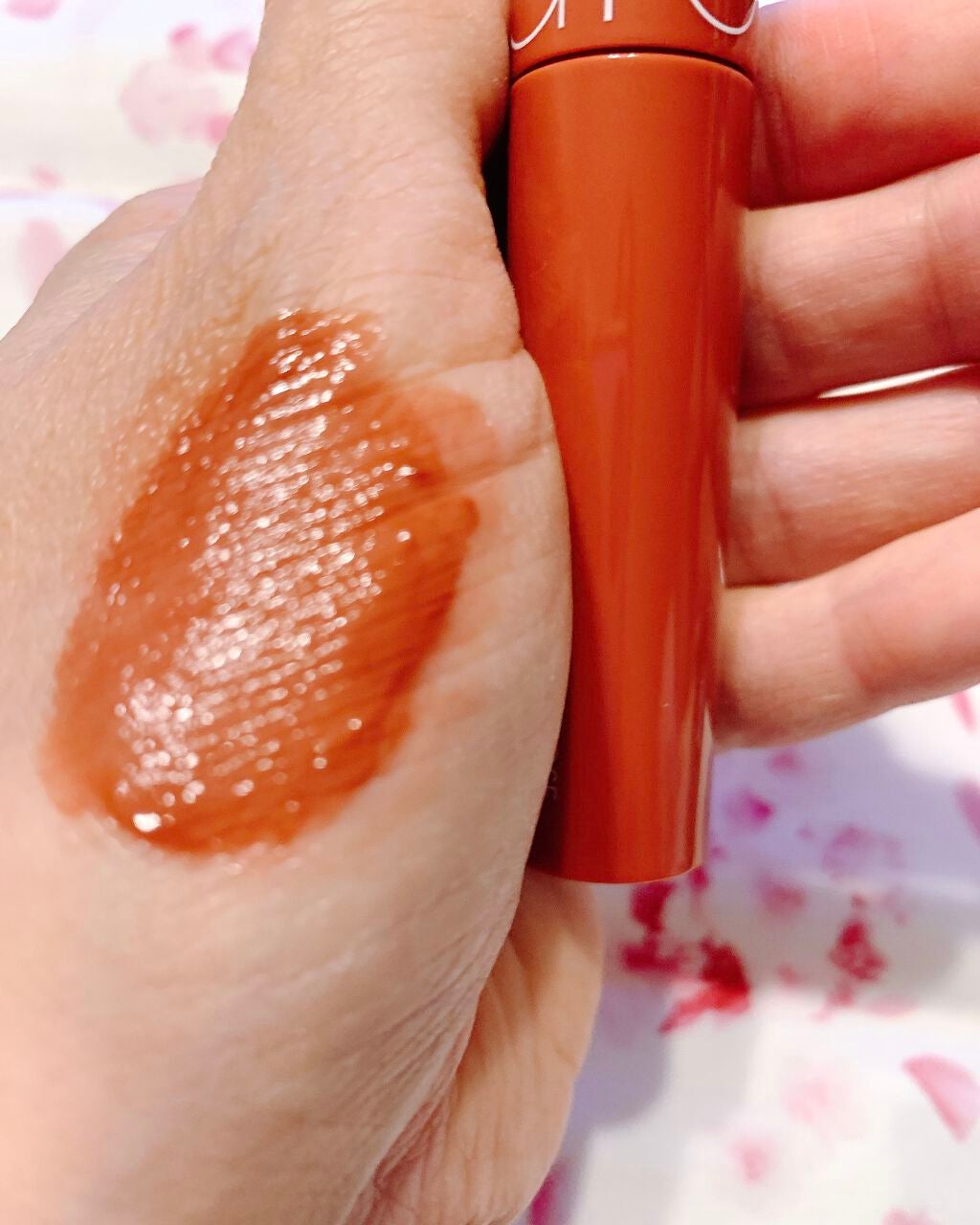 ジューシーラスティングティント/rom&nd/リップティントを使ったクチコミ(3枚目)