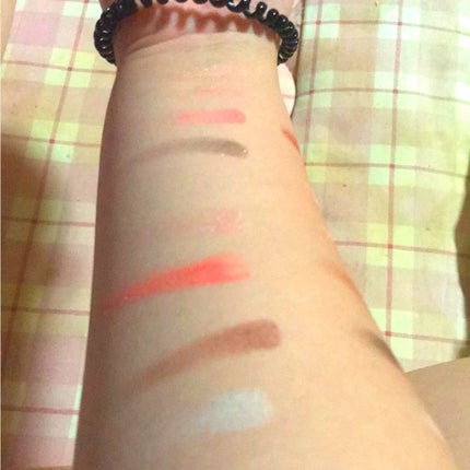 トゥエンティカラーズ/ディアローラ/アイシャドウパレットを使ったクチコミ(2枚目)