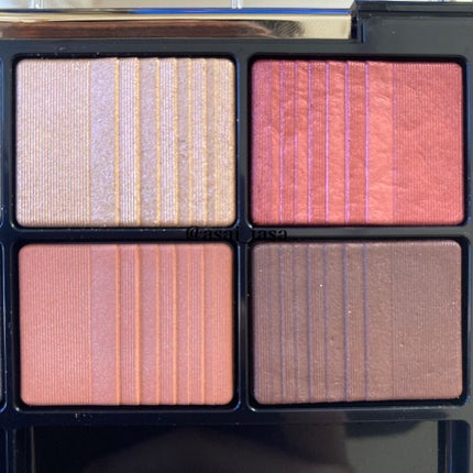 2020 ホリデー アイシャドウ コンパクト/SUQQU/アイシャドウパレットを使ったクチコミ(4枚目)