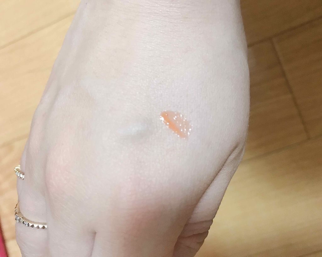 ユイルカレス/ロレアル パリ/リップグロスを使ったクチコミ(3枚目)