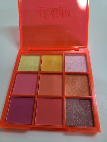 UR GLAM　BLOOMING EYE COLOR PALETTE 06/U R GLAM/パウダーアイシャドウを使ったクチコミ（1枚目）