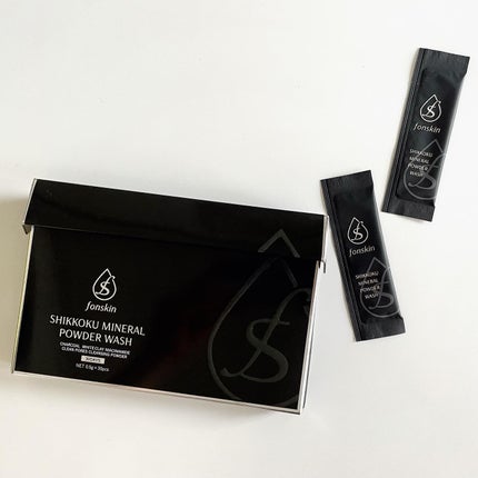 漆黒ミネラルパウダーウォッシュ/fonskin/洗顔パウダーを使ったクチコミ(2枚目)