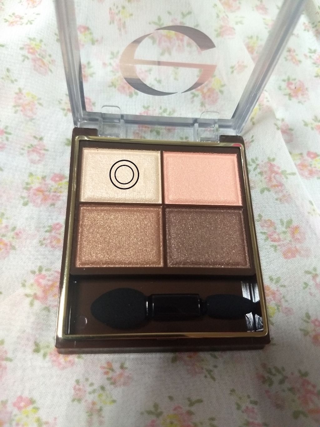 バレンタインボックス/VAVI MELLO/アイシャドウパレットを使ったクチコミ（2枚目）