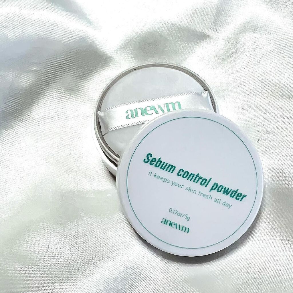 アニューム セバム コントロール パウダー/saat insight/ルースパウダーを使ったクチコミ(4枚目)