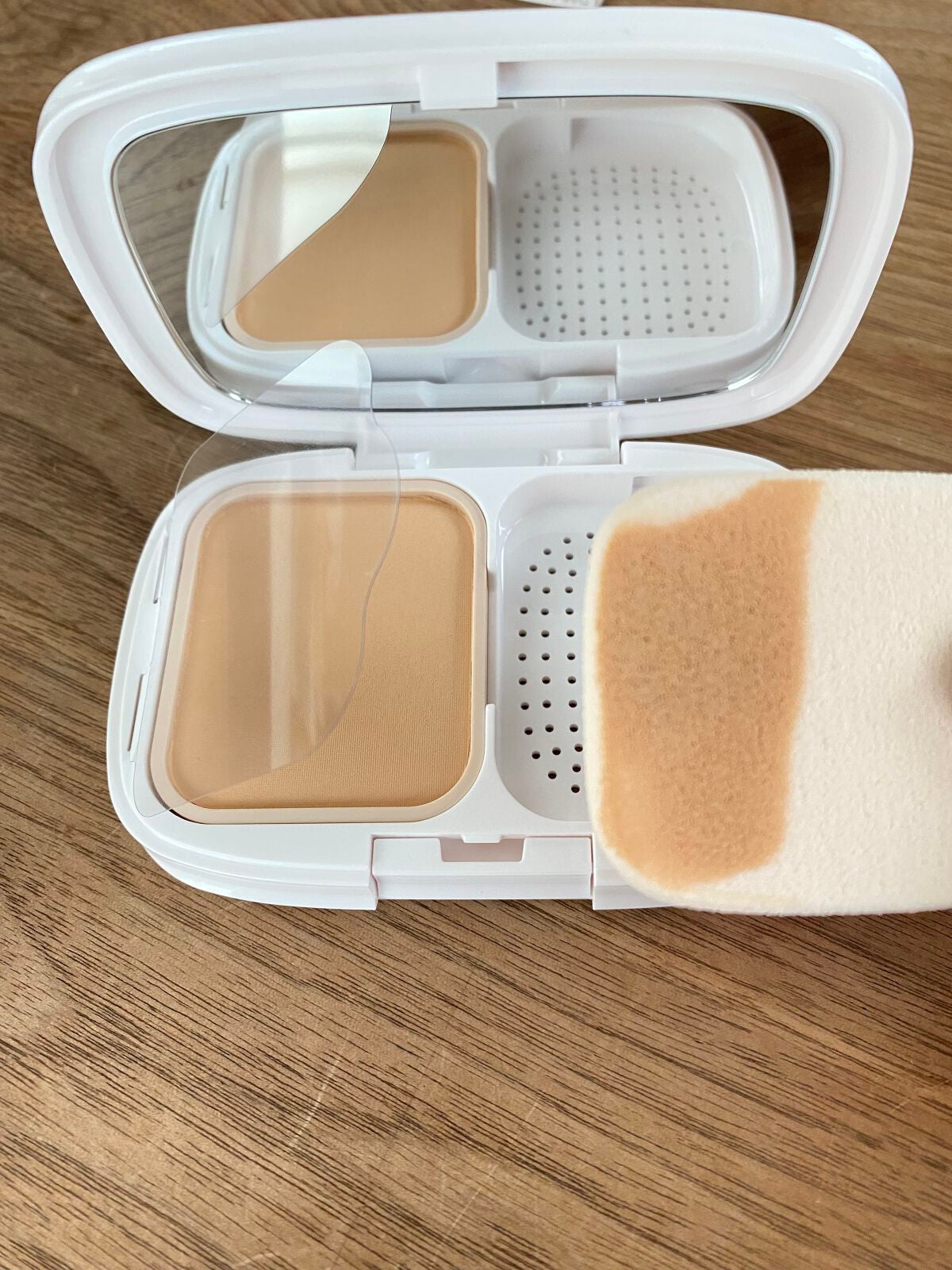 パウダーファンデーション/media luxe/パウダーファンデーションを使ったクチコミ(2枚目)