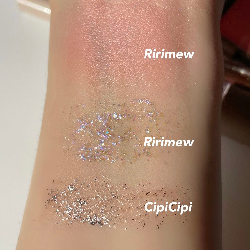 グリッターイルミネーションライナー/CipiCipi/リキッドアイライナーを使ったクチコミ(2枚目)