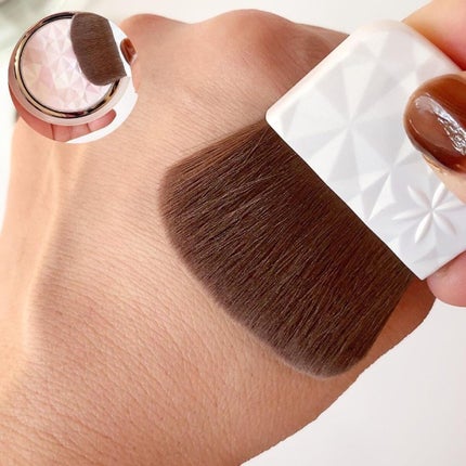 AQ オーラ リフレクター/DECORTÉ/プレストパウダーを使ったクチコミ(4枚目)