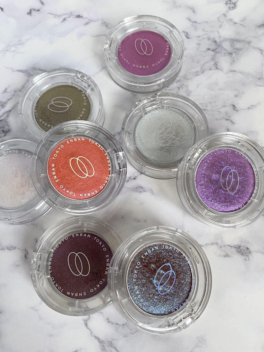 マルチグリッターカラー 11 TSUKI（ツキ）/ENBAN TOKYO/単色アイシャドウを使ったクチコミ（2枚目）