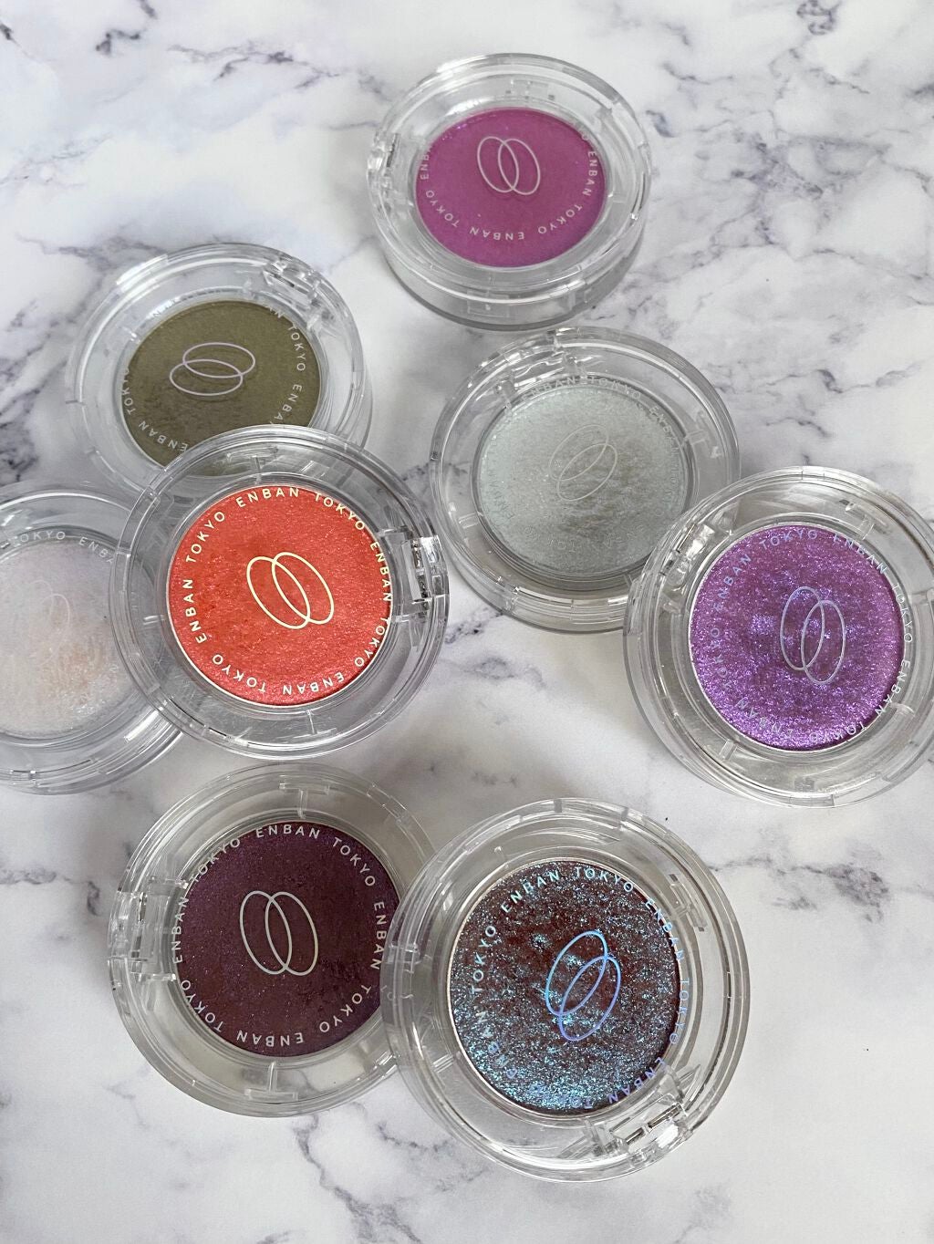 マルチグリッターカラー/ENBAN TOKYO/単色アイシャドウを使ったクチコミ(2枚目)