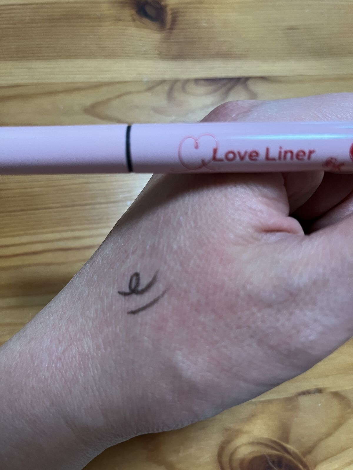 ラブ・ライナー リキッドアイライナーＲ３ ダークブラウン（サンリオキャラクターズ）/ラブ・ライナー/リキッドアイライナーを使ったクチコミ（2枚目）