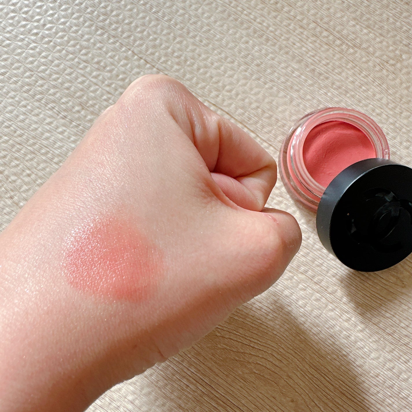 リップ&チーク ボーム N°1 ドゥ シャネル/CHANEL/口紅を使ったクチコミ(3枚目)