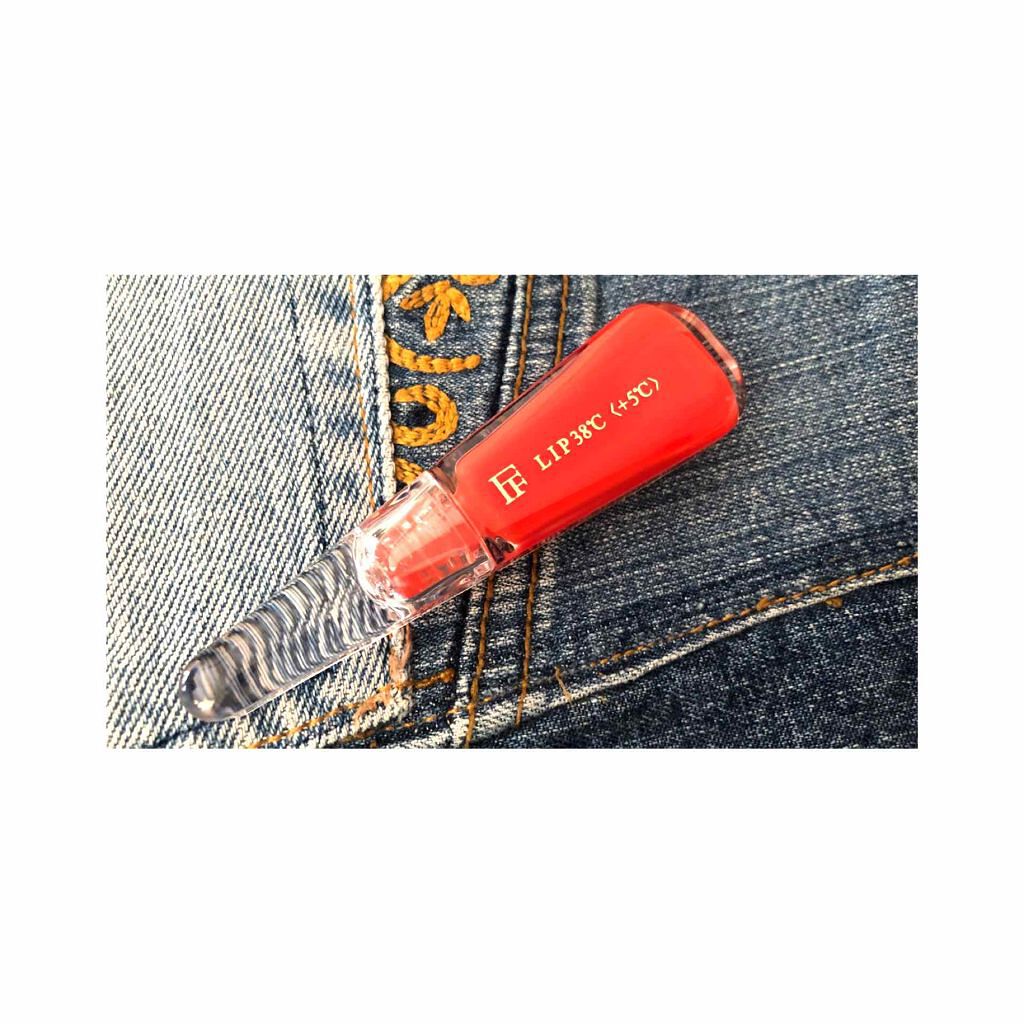 38°C / 99°F リップトリートメント (リップ美容液)/UZU BY FLOWFUSHI/リップケアを使ったクチコミ（1枚目）