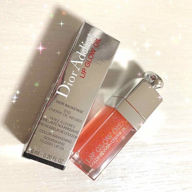 【Dior 	ディオール アディクト リップ グロウ オイル 010 ホロピンク】

キラッキラの細かいラメがぎっしり入っていて、保湿力もしっかりある最強かわいいリップオイルです🎀
限定色のホロピンクの