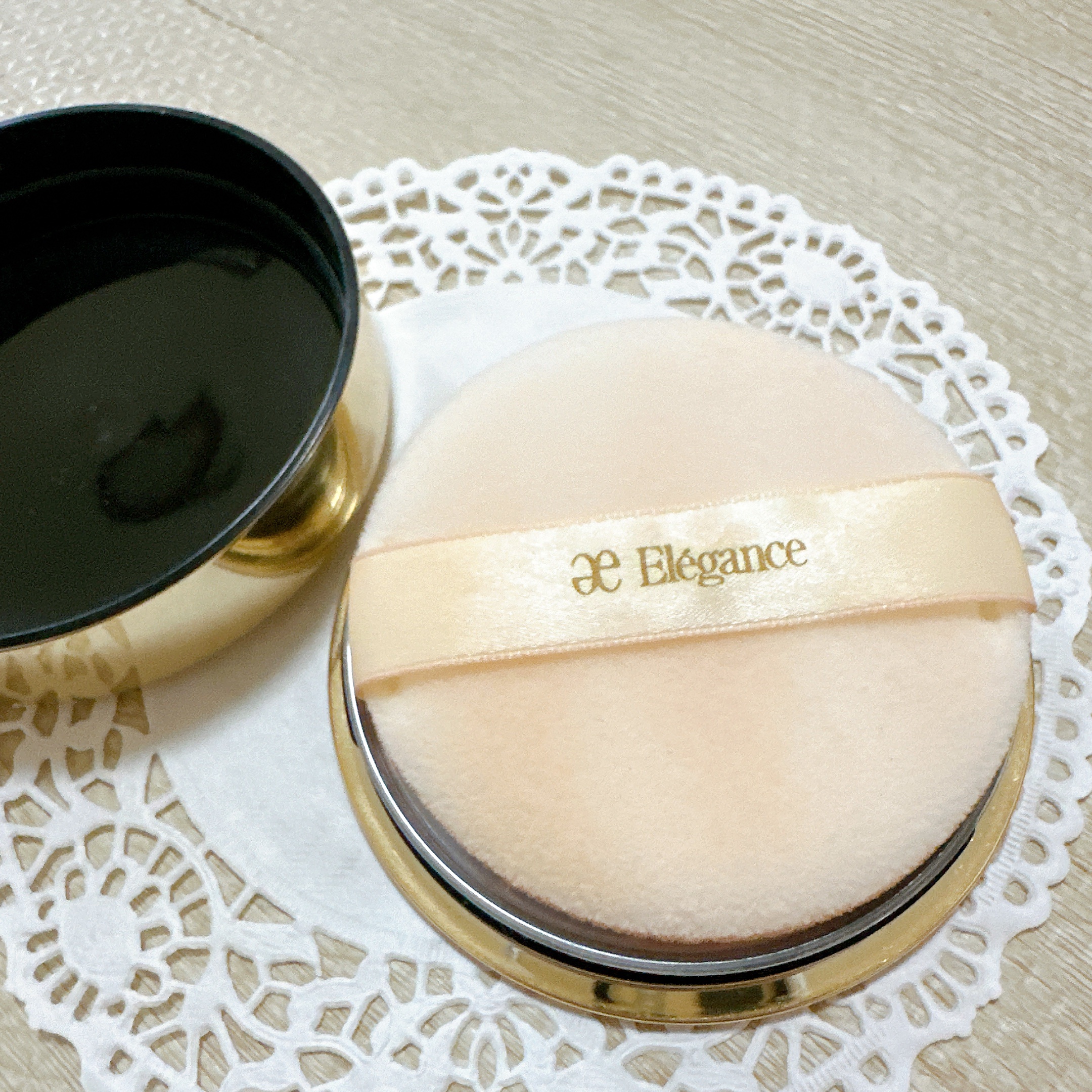 エレガンス ラ プードル オートニュアンス リクスィーズ/Elégance/プレストパウダーを使ったクチコミ（3枚目）