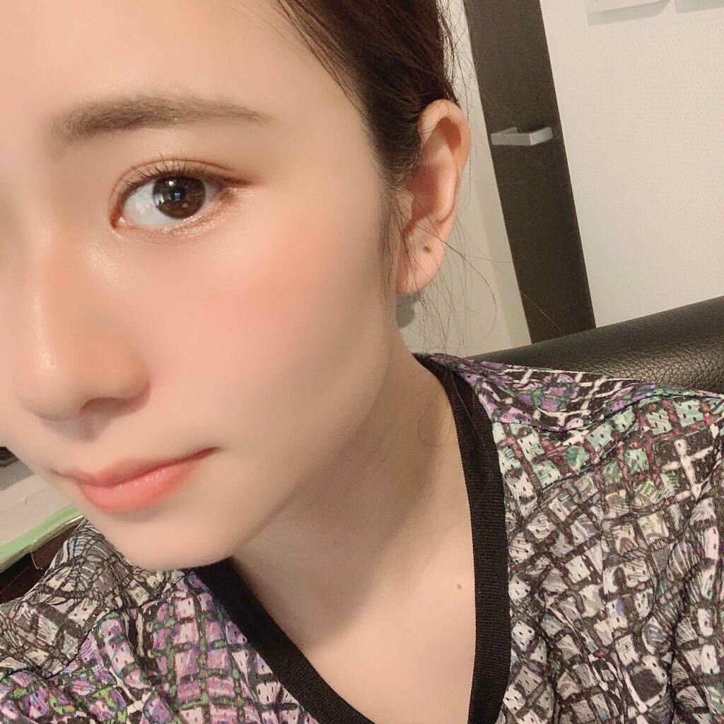 【目頭ハイライト】効果的に使って離れ目・寄り目・蒙古襞を解決!おすすめコスメ6選もご紹介のサムネイル