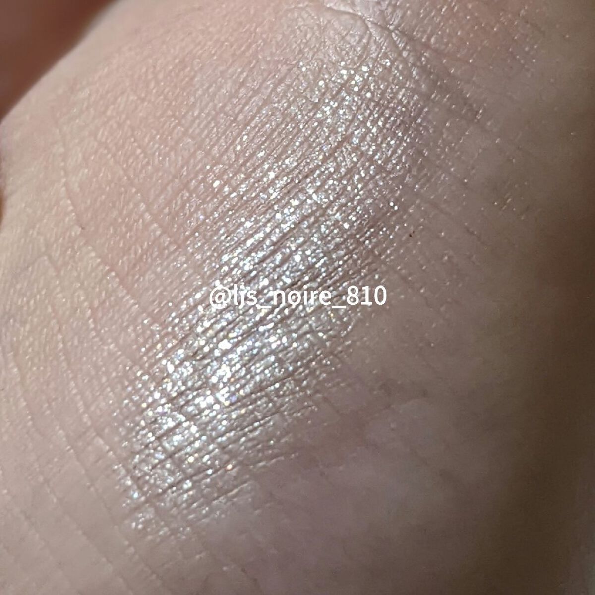 セルフィーフィックスピグメント 04 プッシュスター/Witch's Pouch/単色アイシャドウを使ったクチコミ（2枚目）