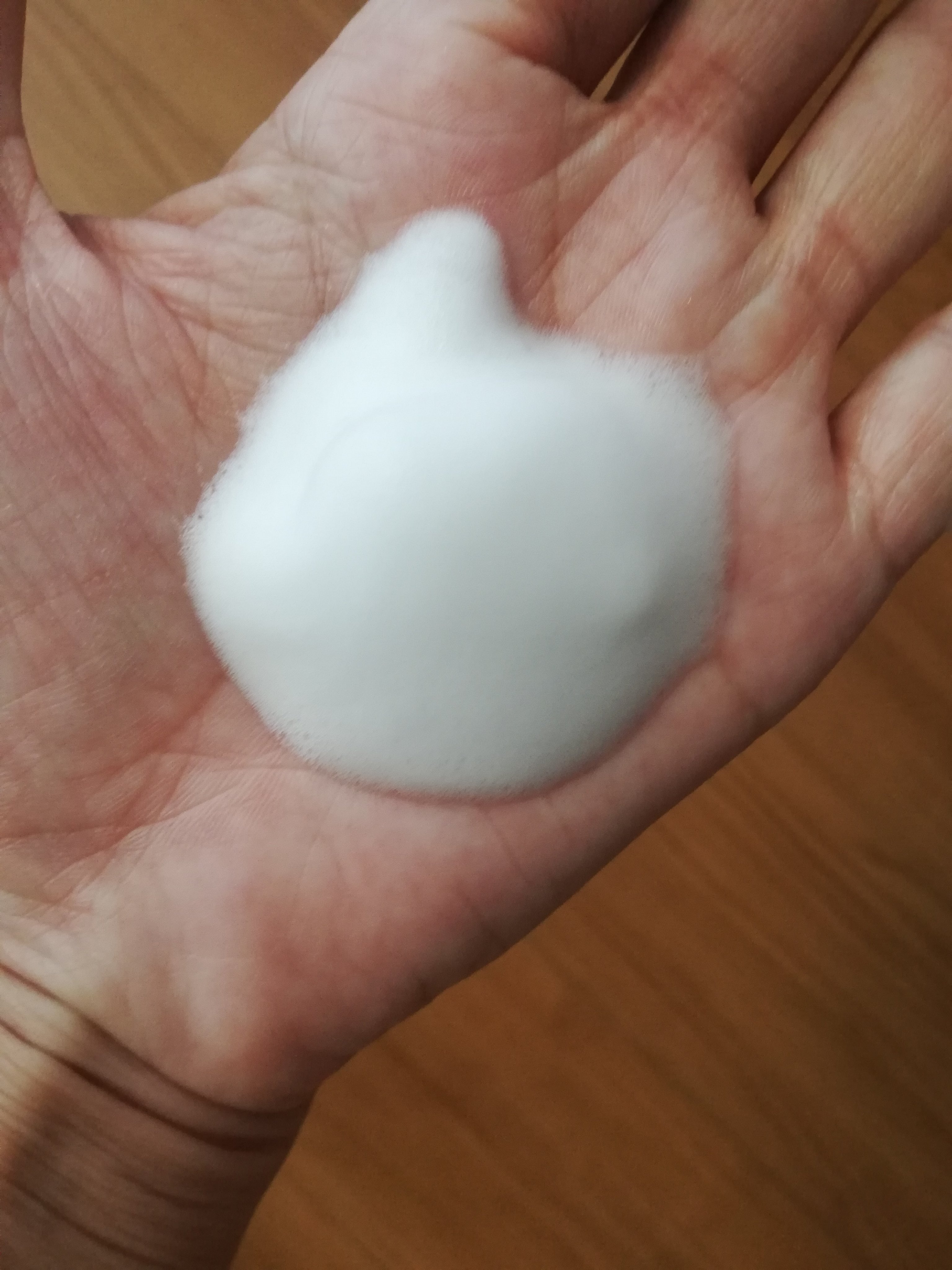 ビューティーモイスチャー 泡ボディウォッシュ つややか/ダヴ/ボディソープを使ったクチコミ（2枚目）