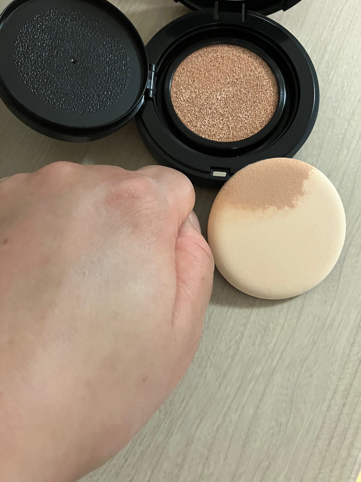 ジャビンドゥソウル ウインクファンデーションパクト/Javin De Seoul/クッションファンデーションを使ったクチコミ(7枚目)