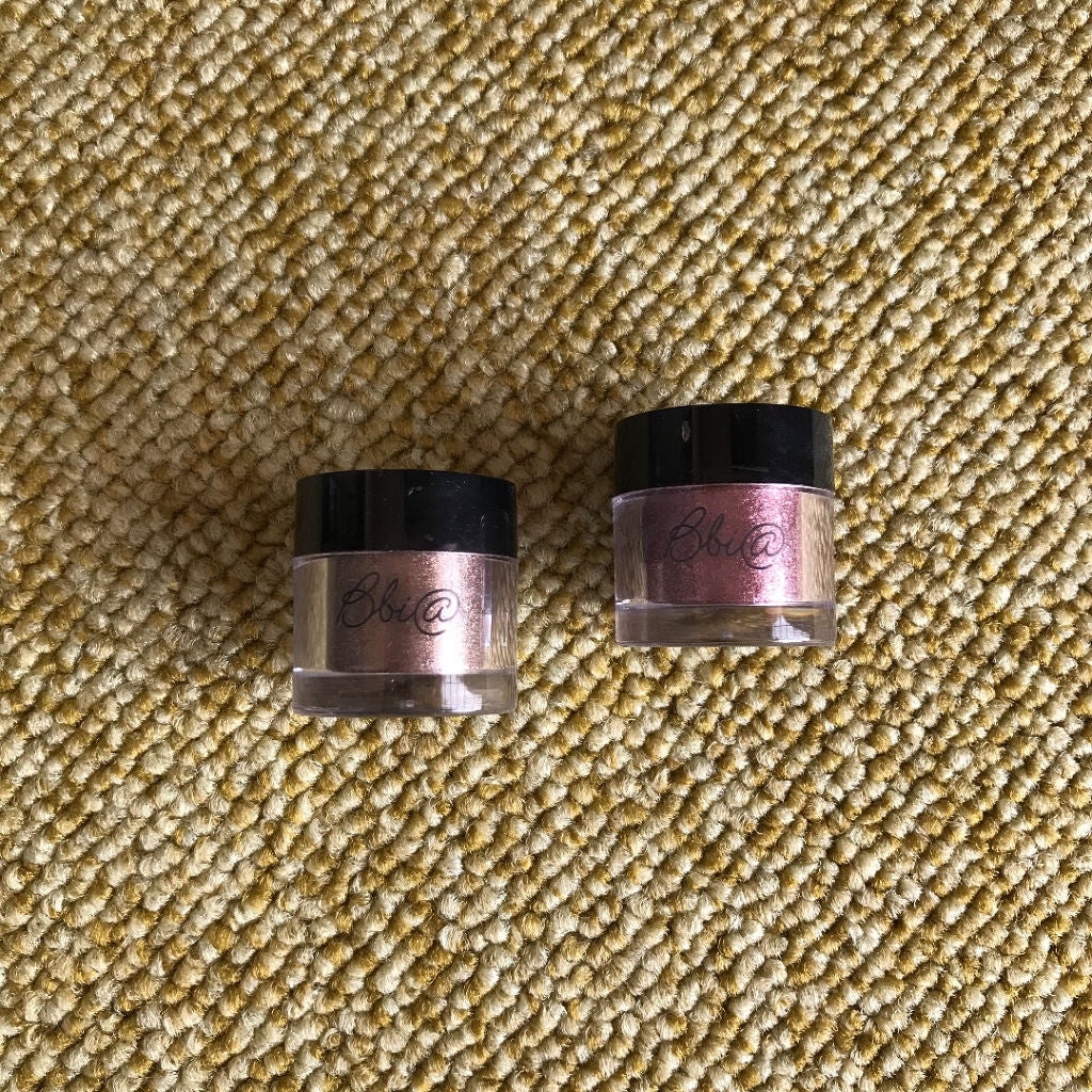 mp on LIPS 「Qoo10購入 ギラギラアイシャドウ#本音レポ#初買いコスメ#..」(4枚目)