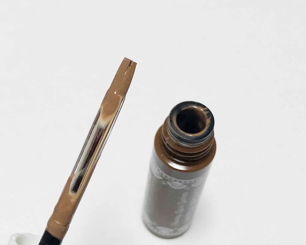 パウダリーリキッドアイブロウ ナチュラルブラウン/キングダム/リキッドアイブロウを使ったクチコミ（2枚目）