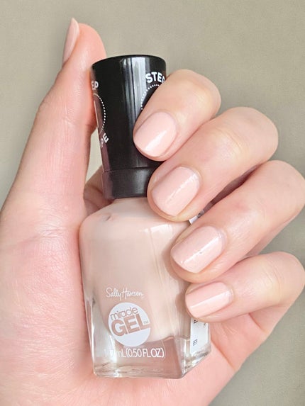 ジェルフィニッシュ ネイルカラー/サリーハンセン/マニキュアを使ったクチコミ(3枚目)