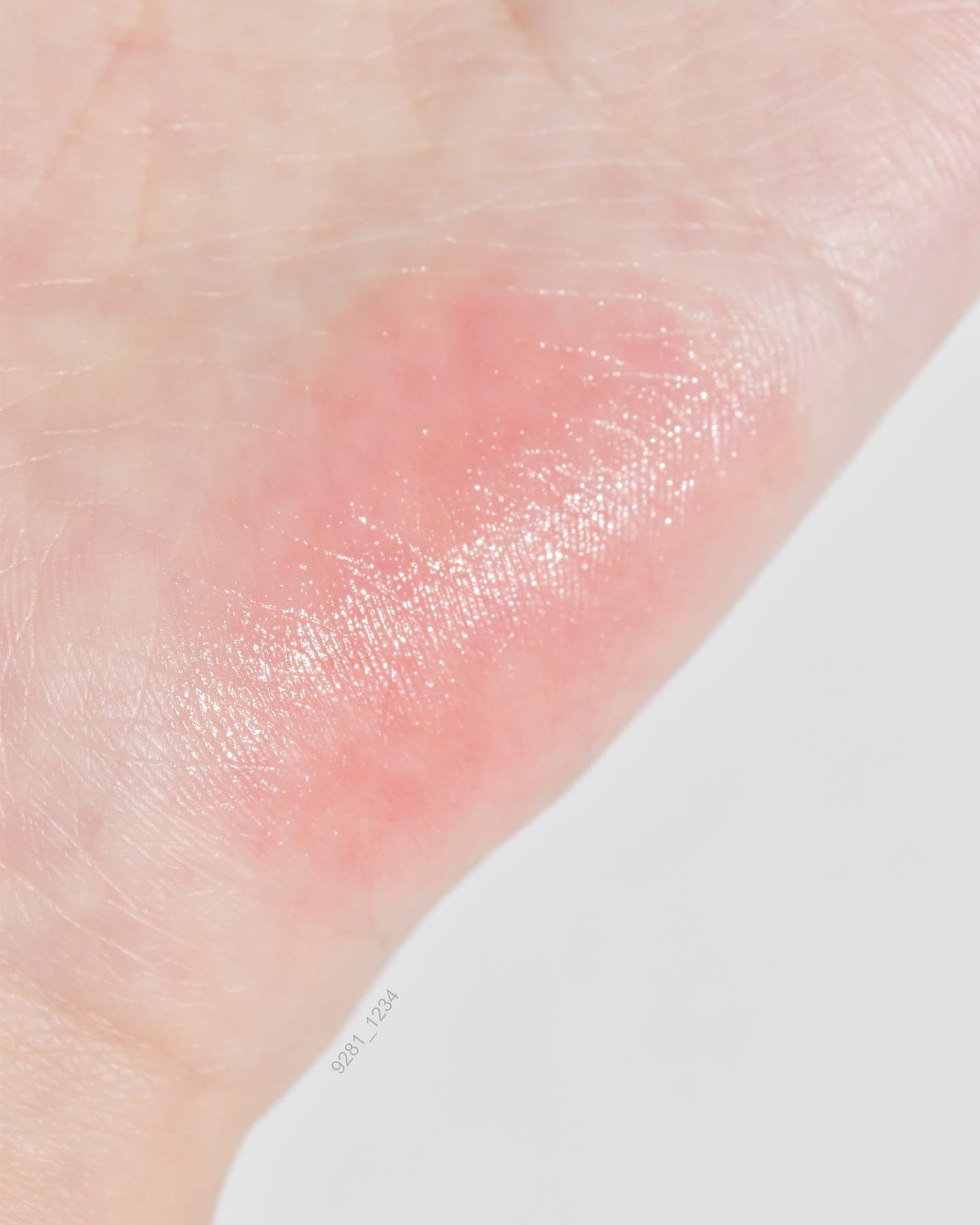 オーセンティック リップ バーム/athé/口紅を使ったクチコミ（3枚目）