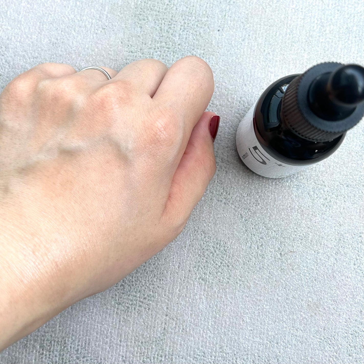 5番 白玉グルタチオンC美容液/numbuzin/美容液を使ったクチコミ(6枚目)