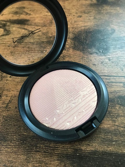 エクストラ ディメンション スキンフィニッシュ/M・A・C/プレストパウダーを使ったクチコミ(1枚目)