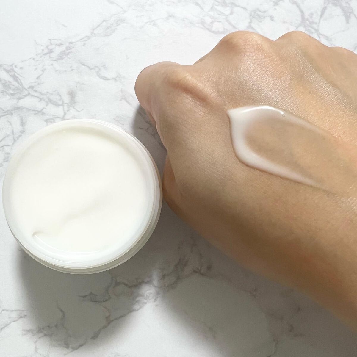 オストリッチジェルクリーム/美里オーストリッチファーム/フェイスクリームを使ったクチコミ(2枚目)