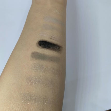 xixi xixi アイシャドウのクチコミ「qoo10のxixiで購入した9色アイシャドウパレットクリアボックスのU03#です。
お値段7.....」(3枚目)