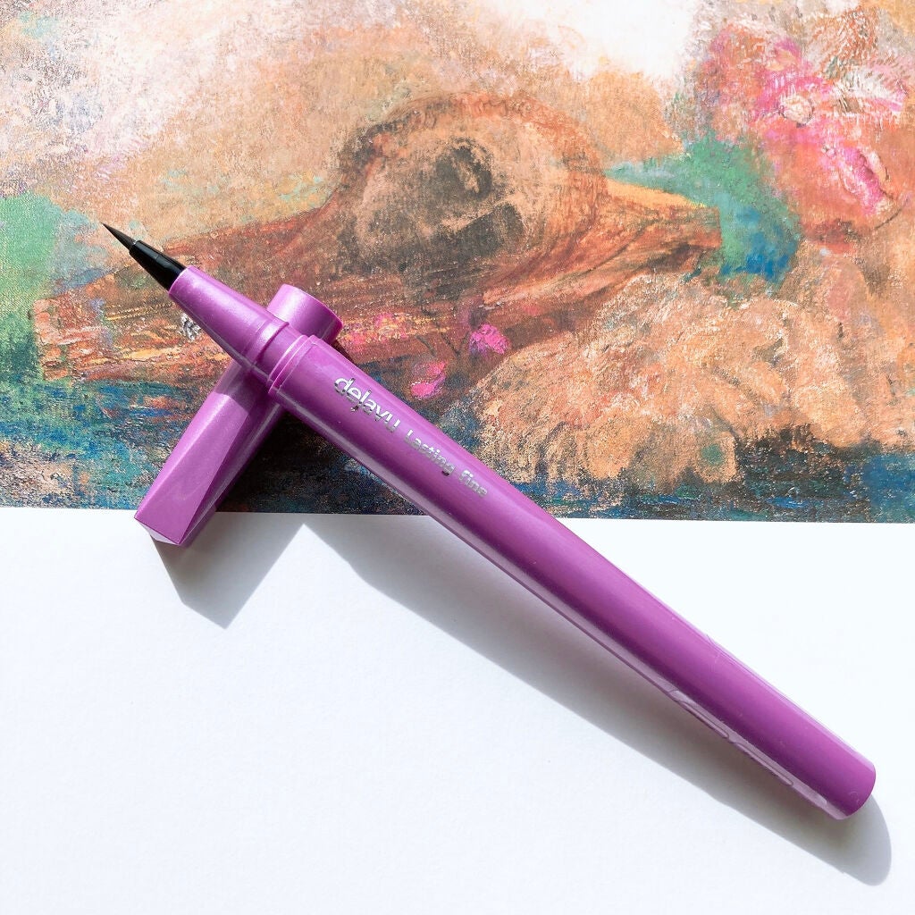 「密着アイライナー」ショート筆リキッド/デジャヴュ/リキッドアイライナーを使ったクチコミ(1枚目)