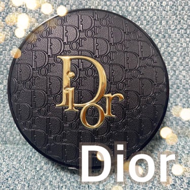 Dior クッション ディオールマニア ゴールド エディション 0N