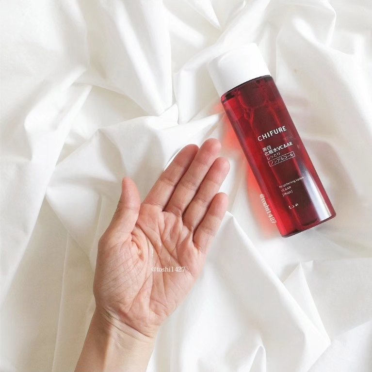 美白化粧水 VC&AR しっとりタイプ/ちふれ/化粧水を使ったクチコミ（2枚目）