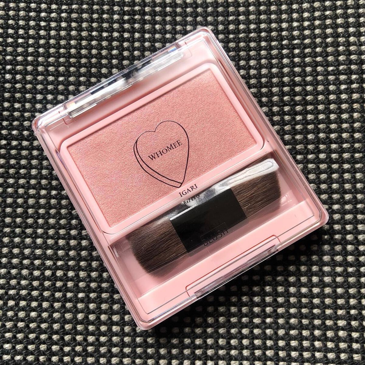 フーミー シングルブラッシュ/WHOMEE/パウダーチークを使ったクチコミ（2枚目）