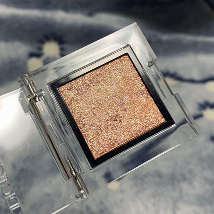 アディクション ザ アイシャドウ スパークル/ADDICTION/単色アイシャドウを使ったクチコミ(4枚目)