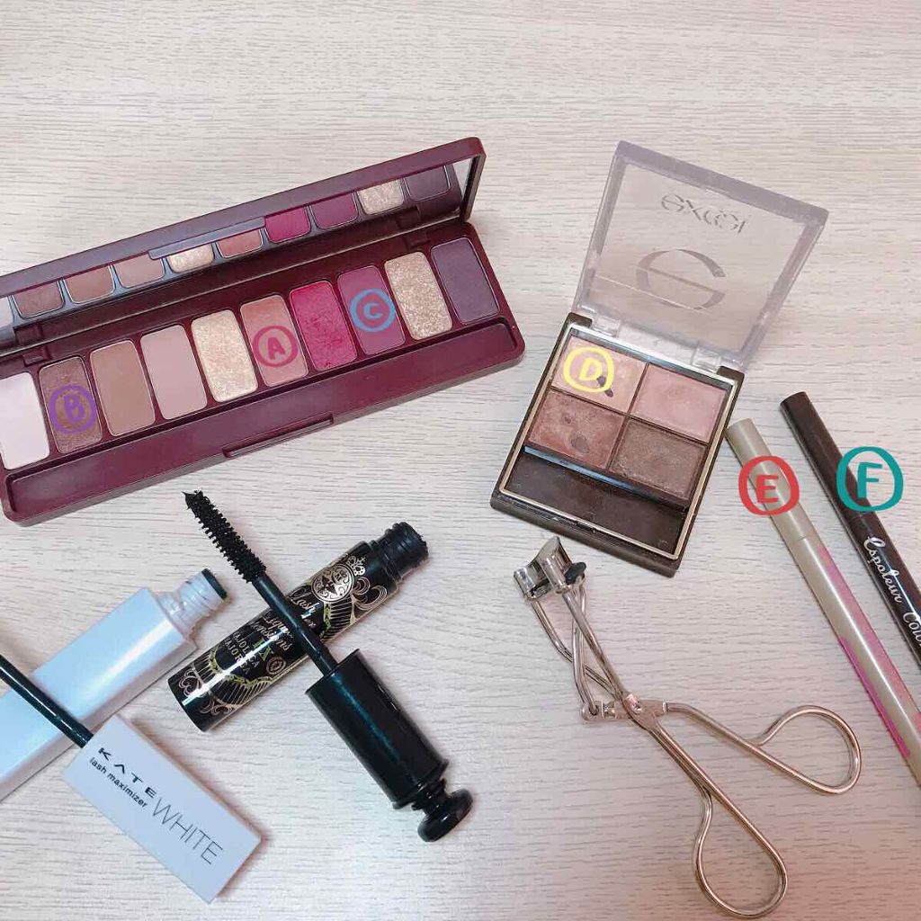 スキニーリッチシャドウ/excel/アイシャドウパレットを使ったクチコミ（2枚目）